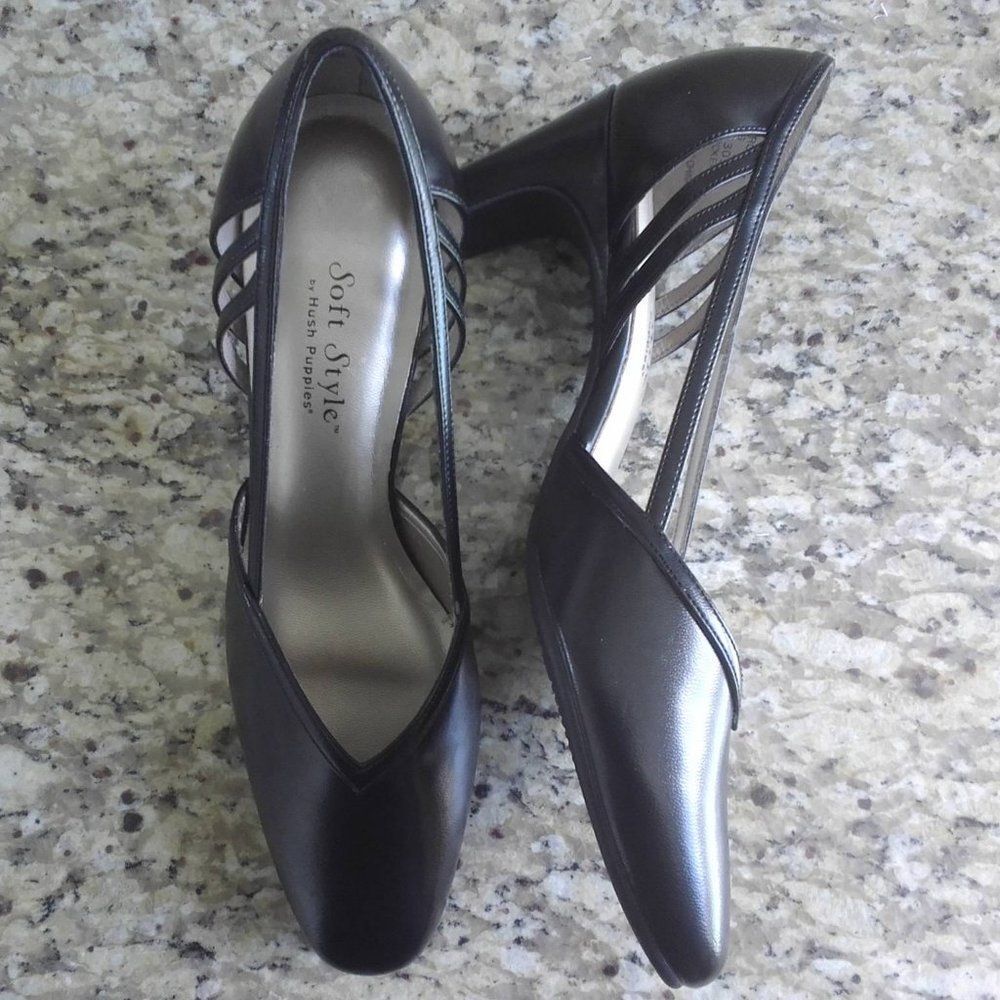 Womens Black Soft Style by Hush Puppies Pump Size 8N
